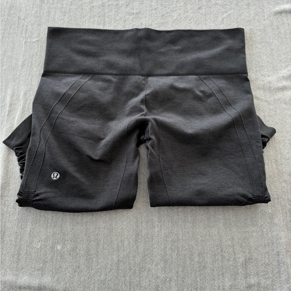 SOLD : NOT FOR SALE - NWOT Lululemon ebb and flow leggings charcoal gray size 10 - Picture 9 of 15